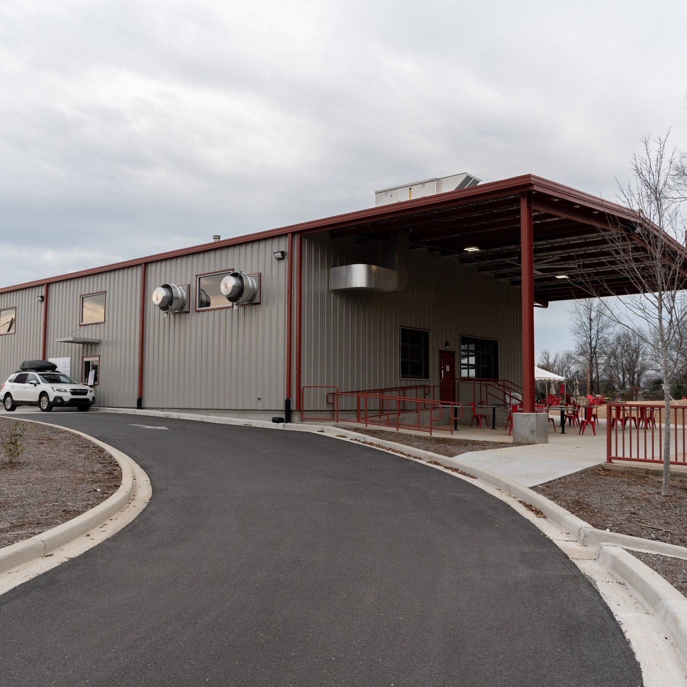 Fretwell is located right on the Mary Black Rail Trail, making it a great stop for walkers, skaters, hikers, wanderers and bikers. 

Whether you’re stopping by to refuel or refresh, we’ve got the beverage or snack you need!

#fretwellspartanburg #upstatescmusic
#upstatemusicscene #spartanburgmusic #spartanburgevents