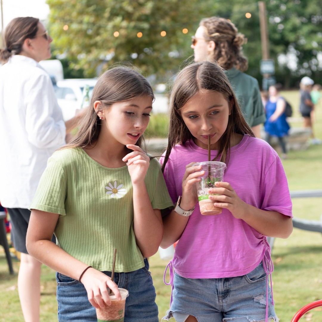 It's time for coffee! We've got drinks for all ages and tastes. Sweet, sour, bitter, with or without caffeine, with a tasty snack on the side, etcetera. We've got it all!

Enjoy a beverage on our lawn or inside the Little River Cafe.

#SpartanburgCoffee #DiscoverSpartanburg #SpartanburgSC #SpartanburgCommunity #SpartanburgFun